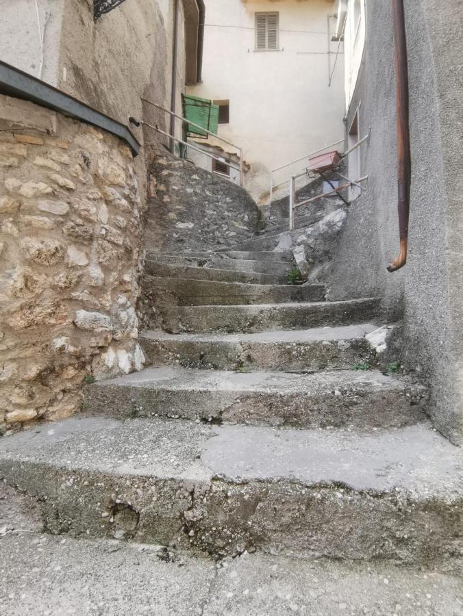 Il Torrione Villa Poggio Bustone Екстериор снимка