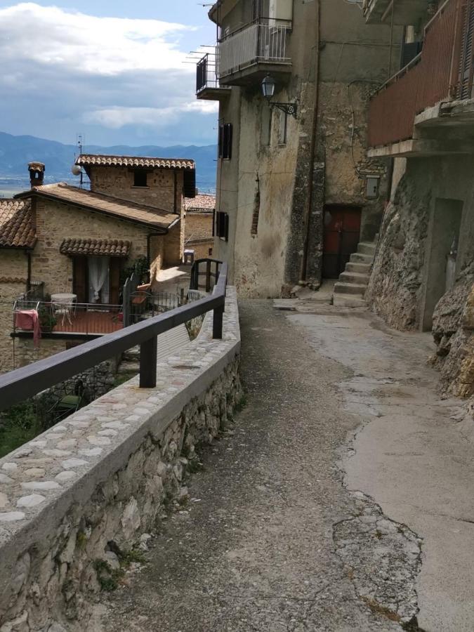 Il Torrione Villa Poggio Bustone Екстериор снимка