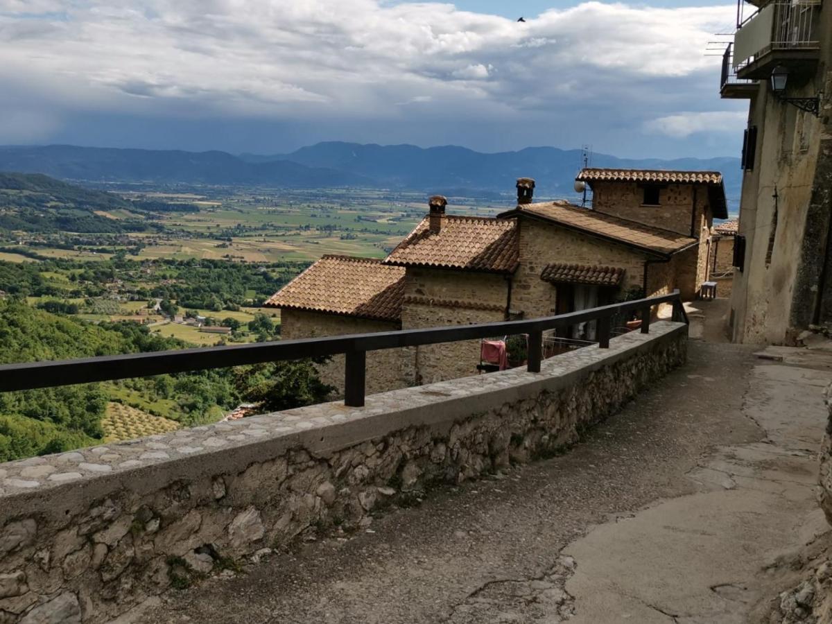 Il Torrione Villa Poggio Bustone Екстериор снимка