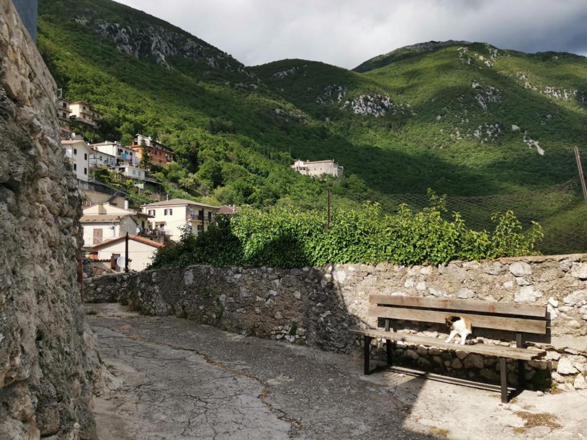 Il Torrione Villa Poggio Bustone Екстериор снимка