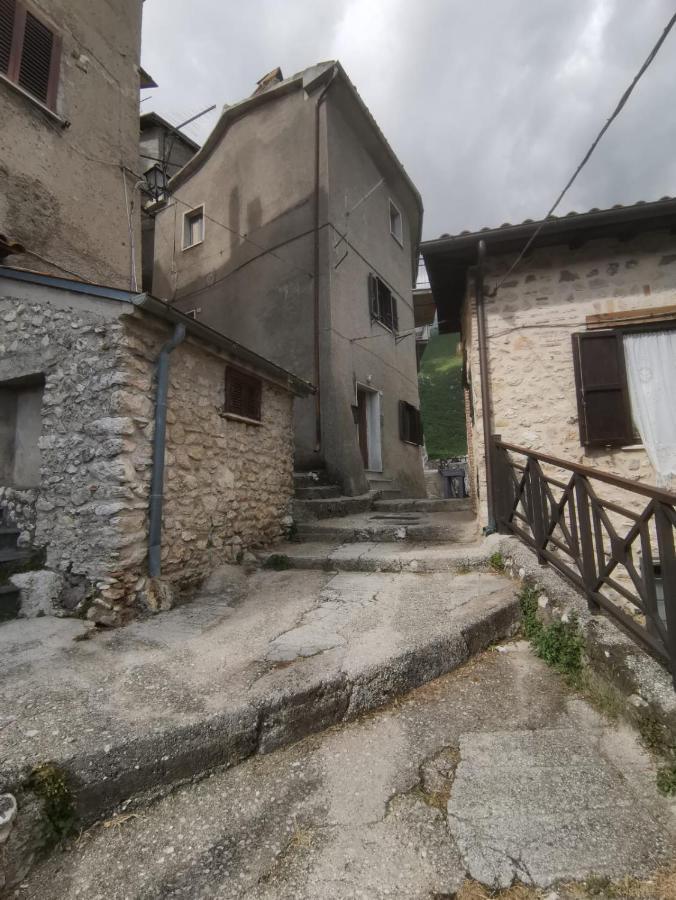 Il Torrione Villa Poggio Bustone Екстериор снимка