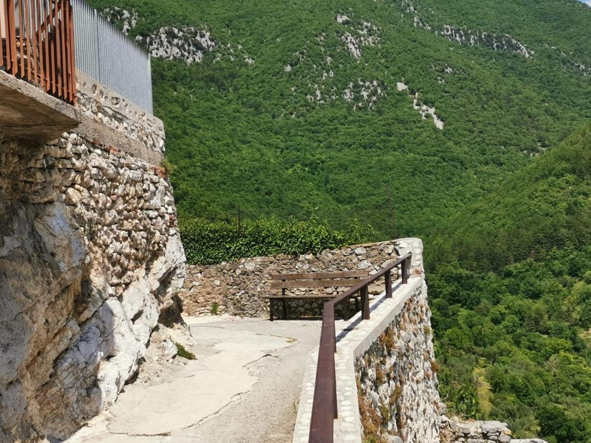 Il Torrione Villa Poggio Bustone Екстериор снимка